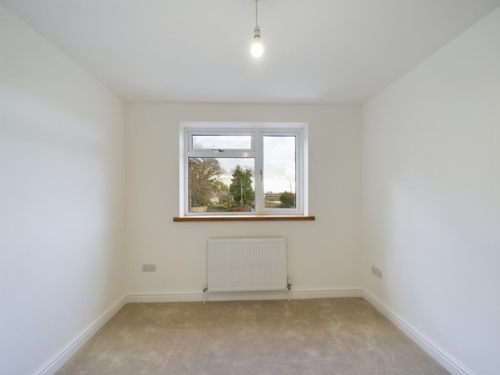 CAM02023G0-PR0113-STILL044