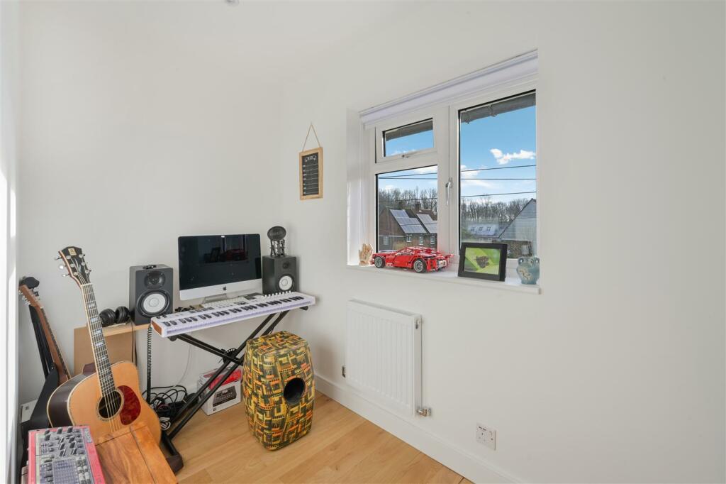 THORNFIELD ROAD, 7 (20 FROM 34)-7.jpg