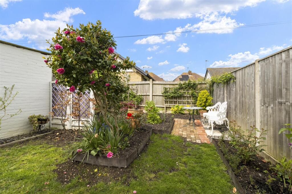 garden #5.jpg