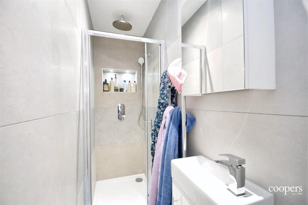 Ensuite