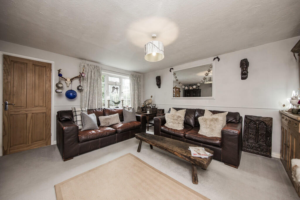 Sitting room 2