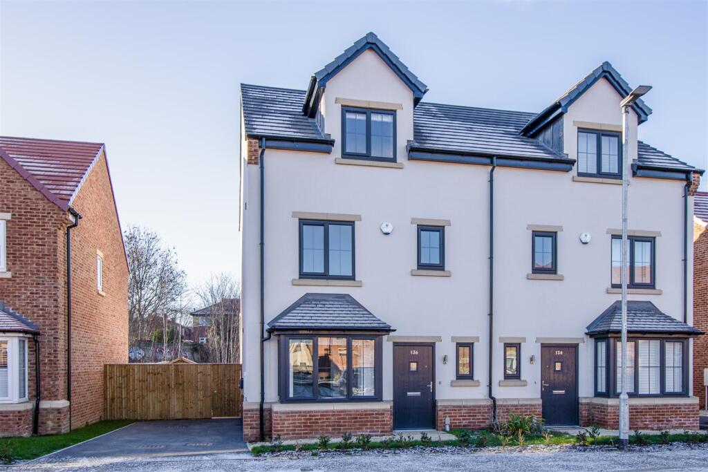 Park Hill Way, Wakefield