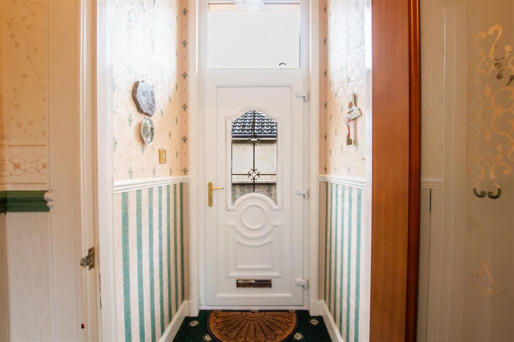 hallway-1.jpg