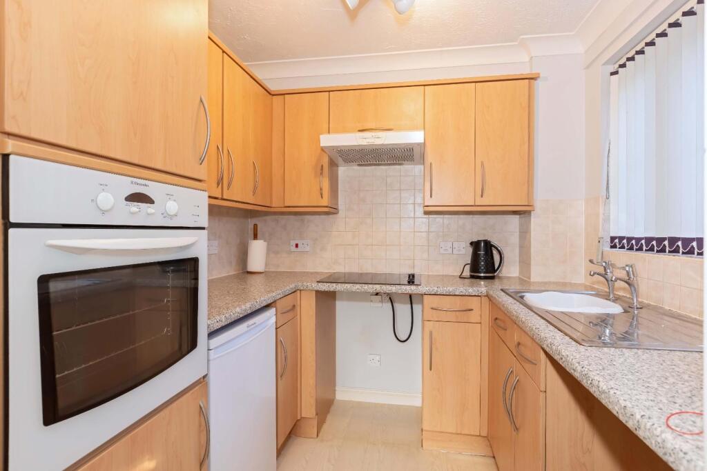 Beachville Court_8.jpg