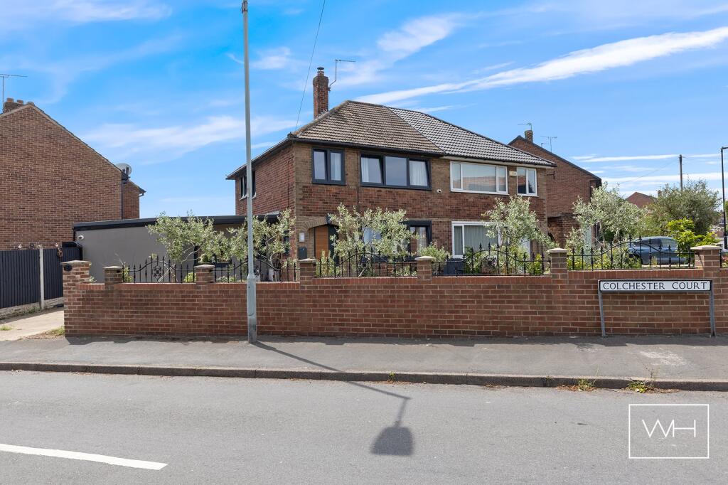 2 Colchester Court, 