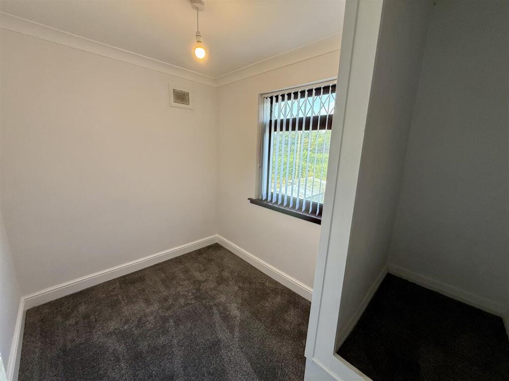 Rear Single Bedroom
