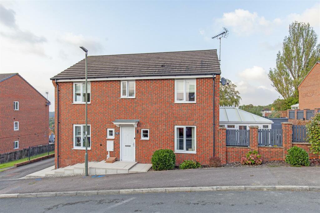 Front External-1.jpg