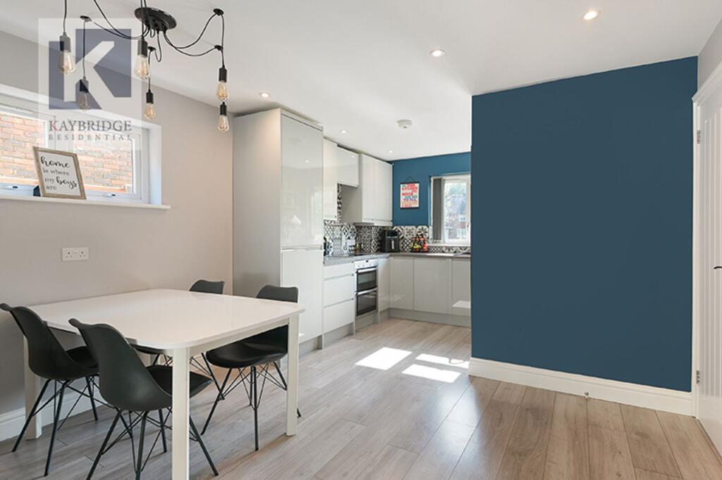 Dale View, Headley - KT18 6EH