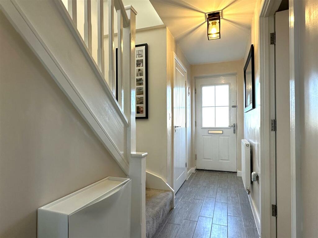Entrance Hall 633