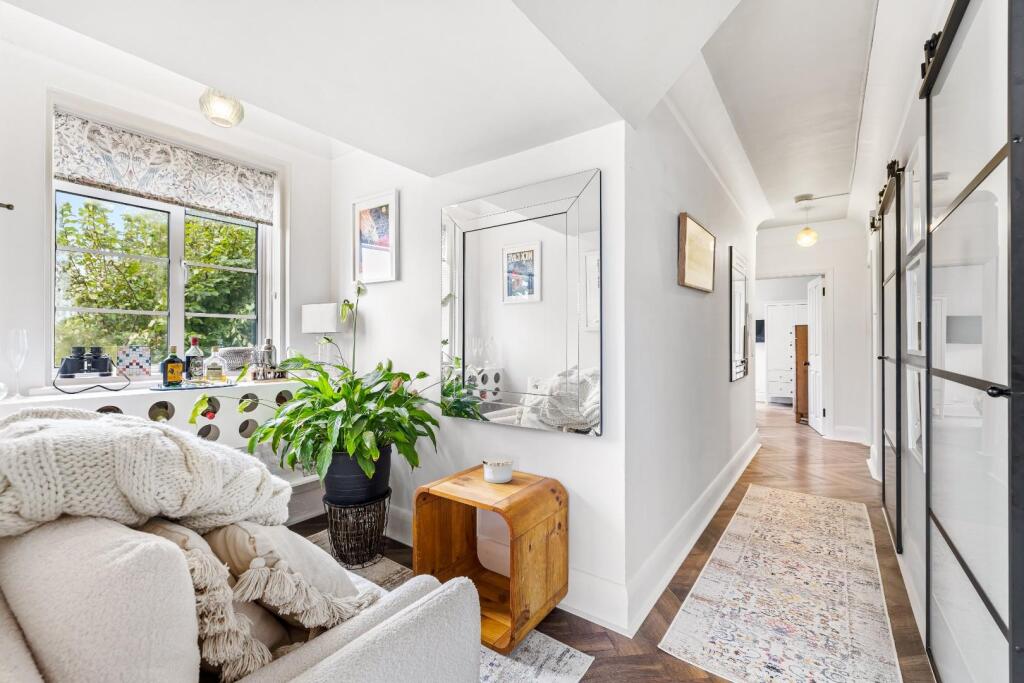 Flat 20, Brittany Court Full Res-12.jpg