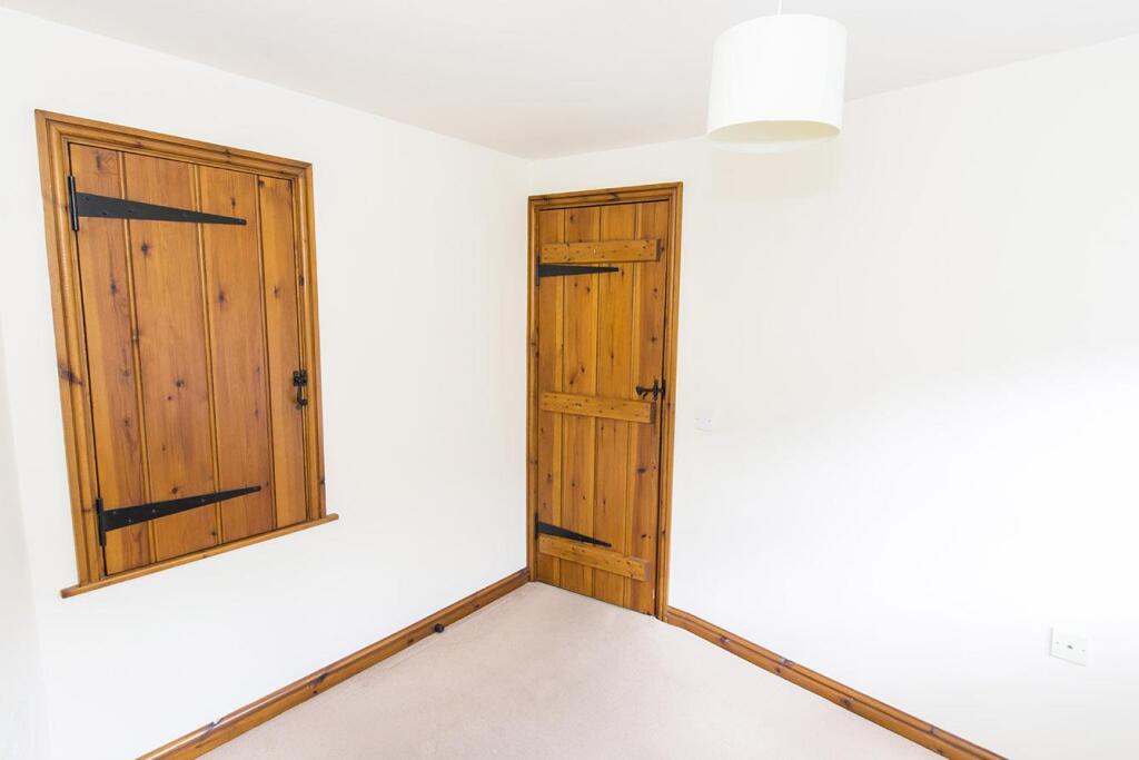 (Bedroom One Photo Two)