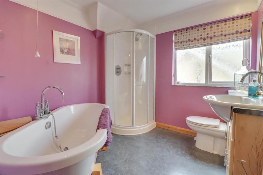 43 LINDON ROAD INSIDE-14.jpg