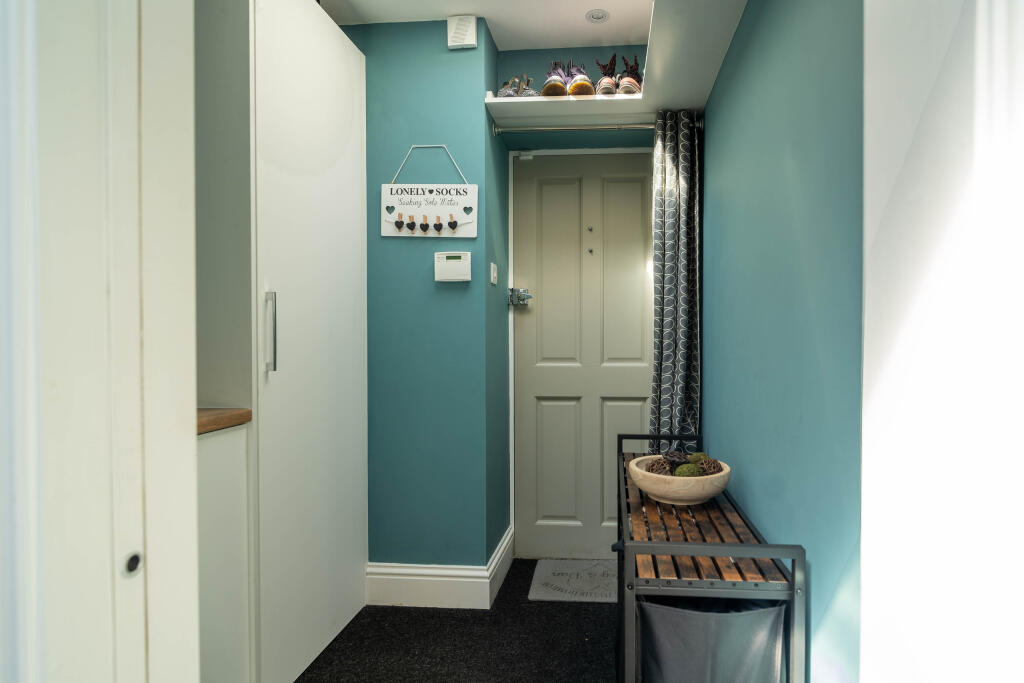 80 Oakhill Road  (37 of 38)