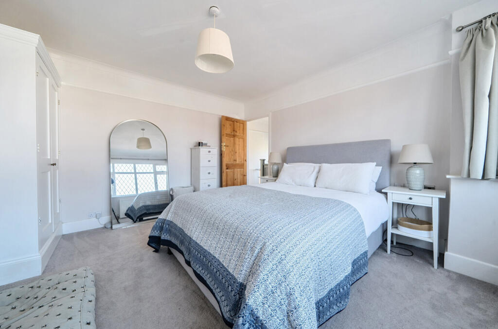 1340117-18-689b6b...