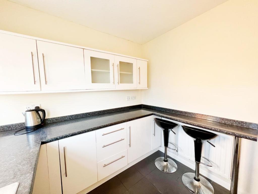 Kitchen pic 3.jpg
