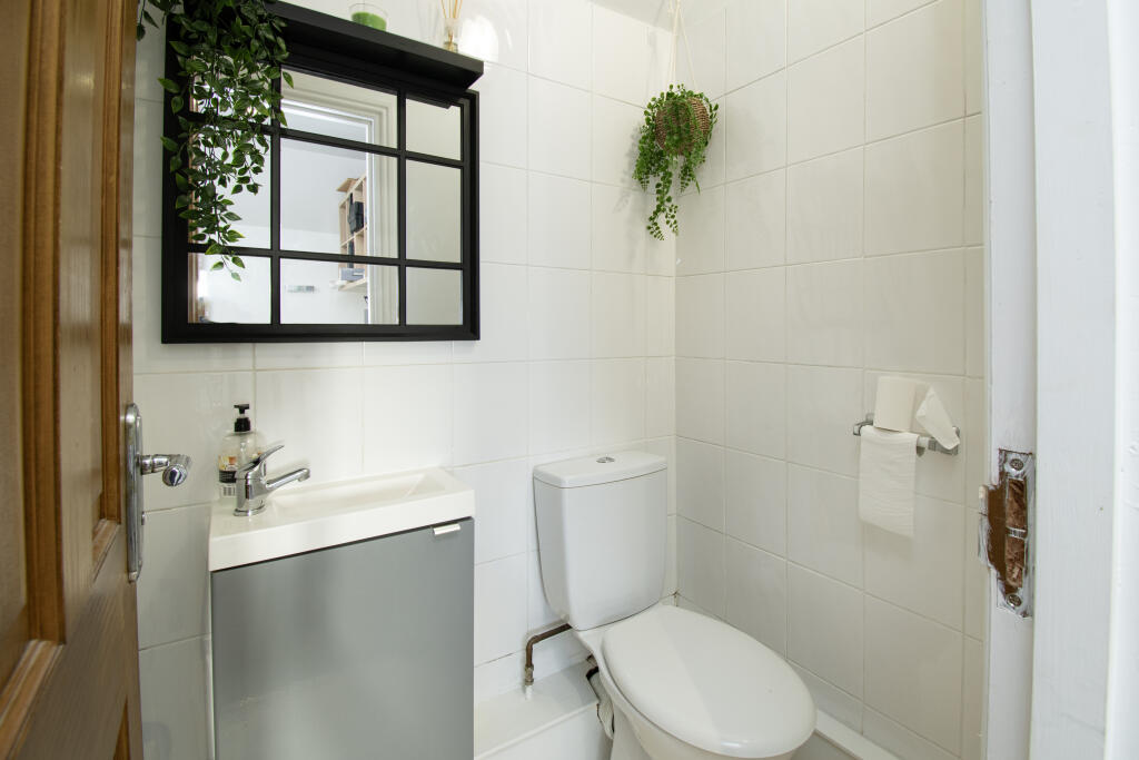 Annex Shower Room