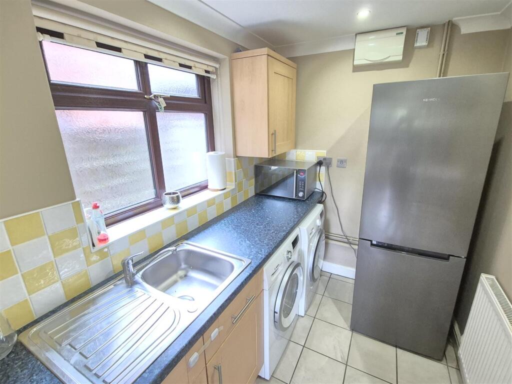 Rear Lobby/Utility Room
