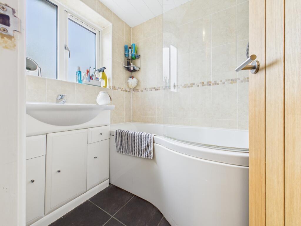 CAM03729G0-PR0149-STILL001