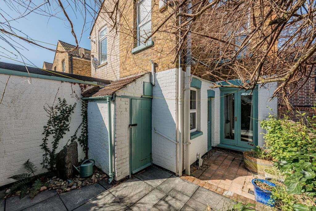 Courtyard Garden (2)