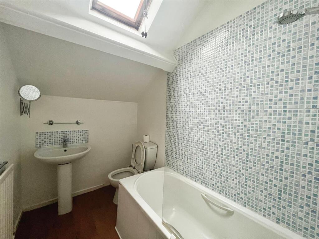 a78e47fd-Dormer 2010.jpeg