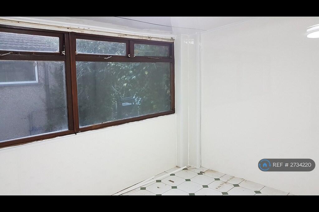 Large Conservatory