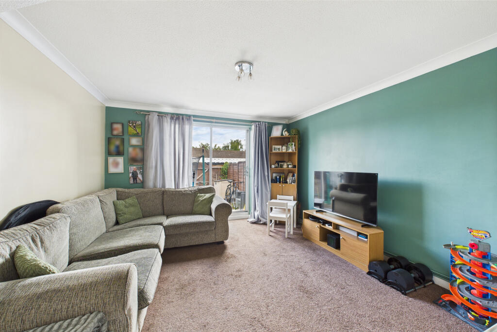 CAM05454G0-PR0005-STILL002