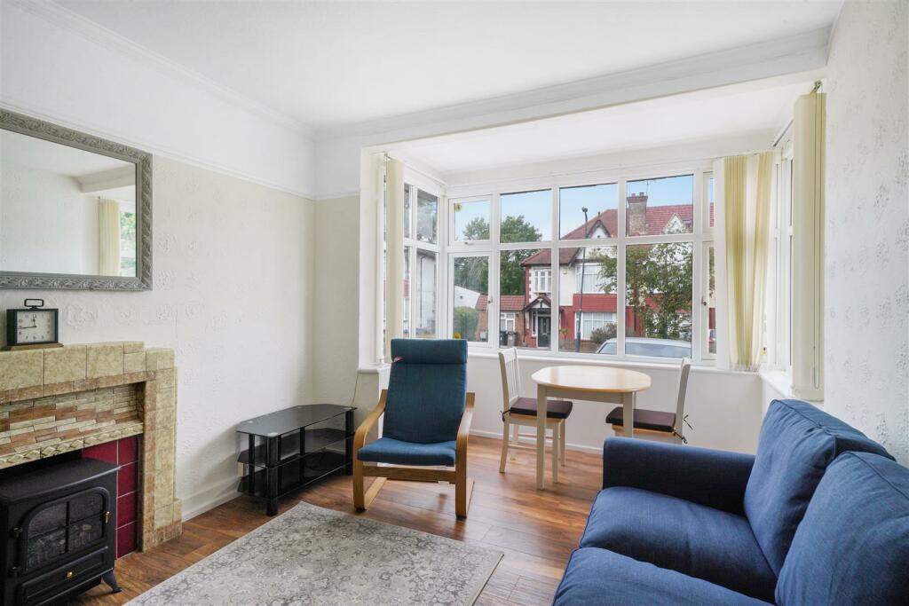 31 Park Chase - h2tR23gXhI1eDnOtYwez.jpg