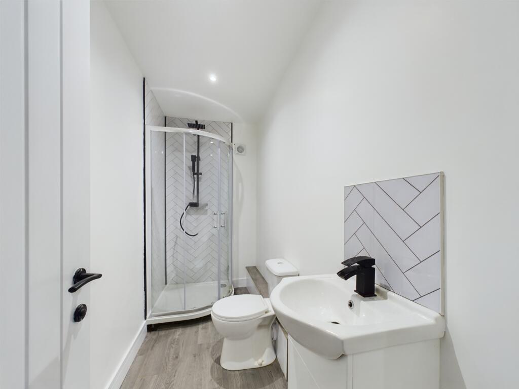 CAM01440G0-PR0084-STILL007