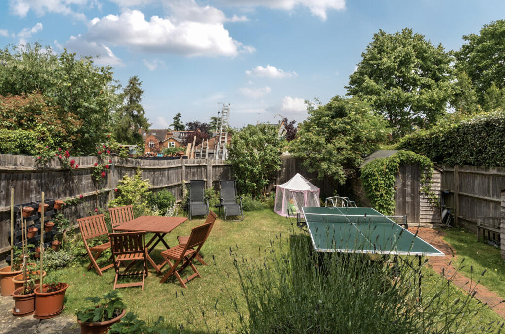 1304032-11-6846da...