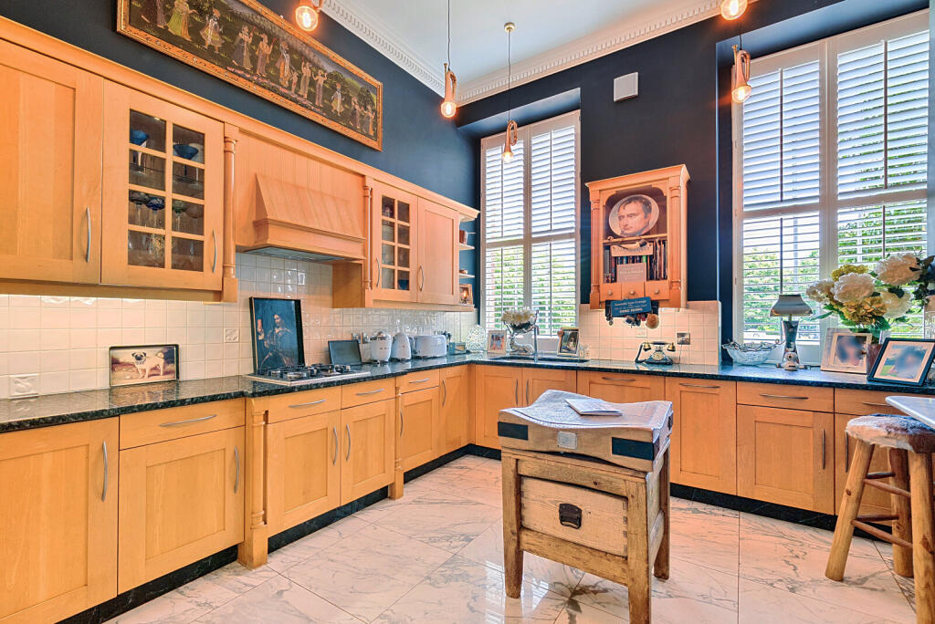 1324759-26-687661...