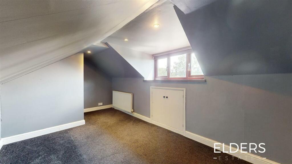 TOP FLOOR BEDROOM