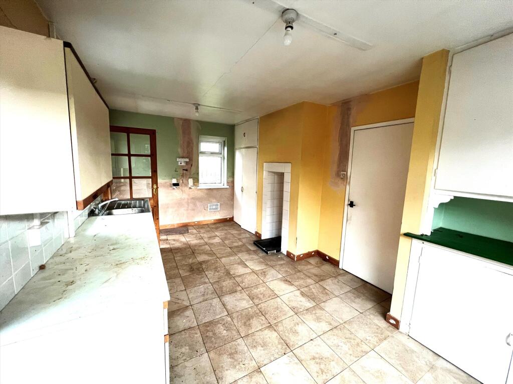Kitchen diner part 2