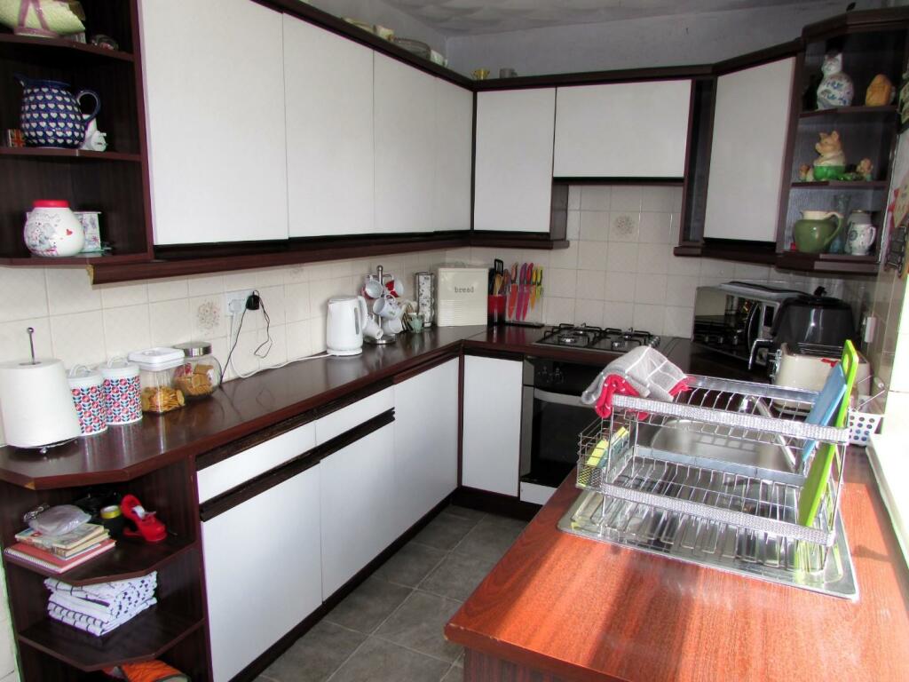 WrigleyCres8kit2.JPG