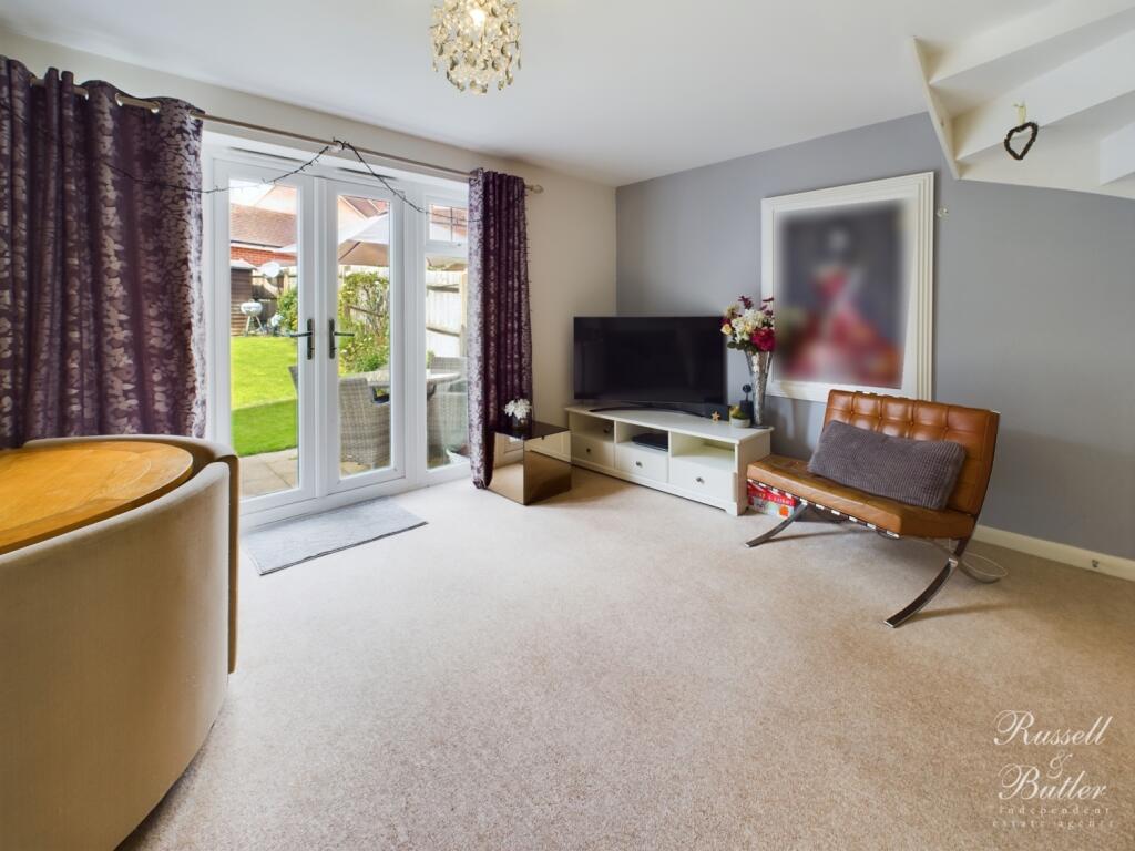 CAM02127G0-PR0034-STILL003