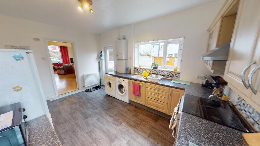 Larch Street Kitchen