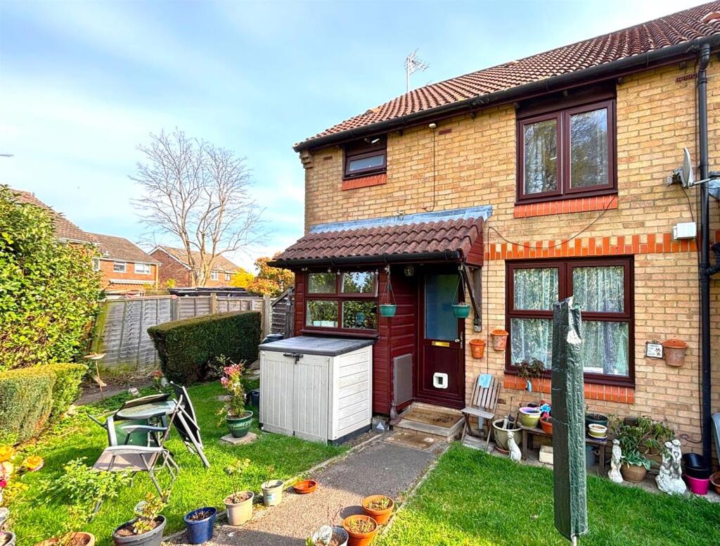 70 rowhurst front.jpg