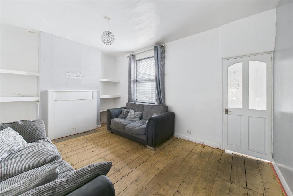 17 Kimberley Road Kingswood, Bristol, BS15 1RG | F