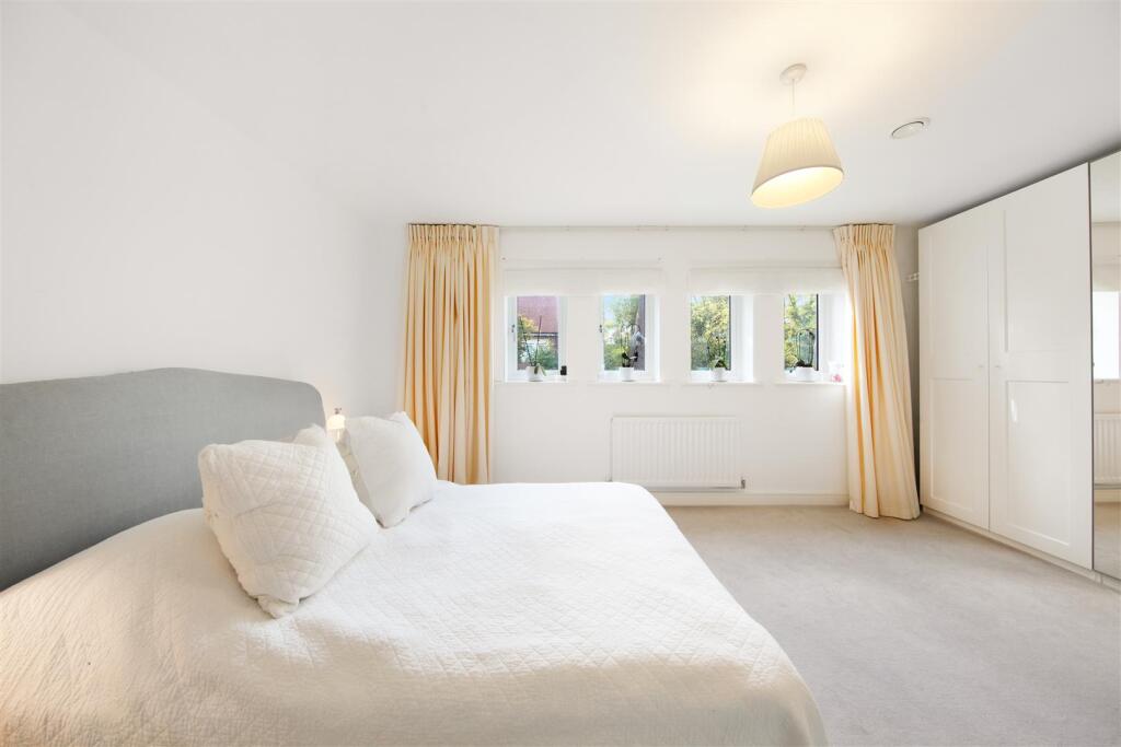 10 Phelps Lane - BillqDxqoNjXGjAxErUj.jpg