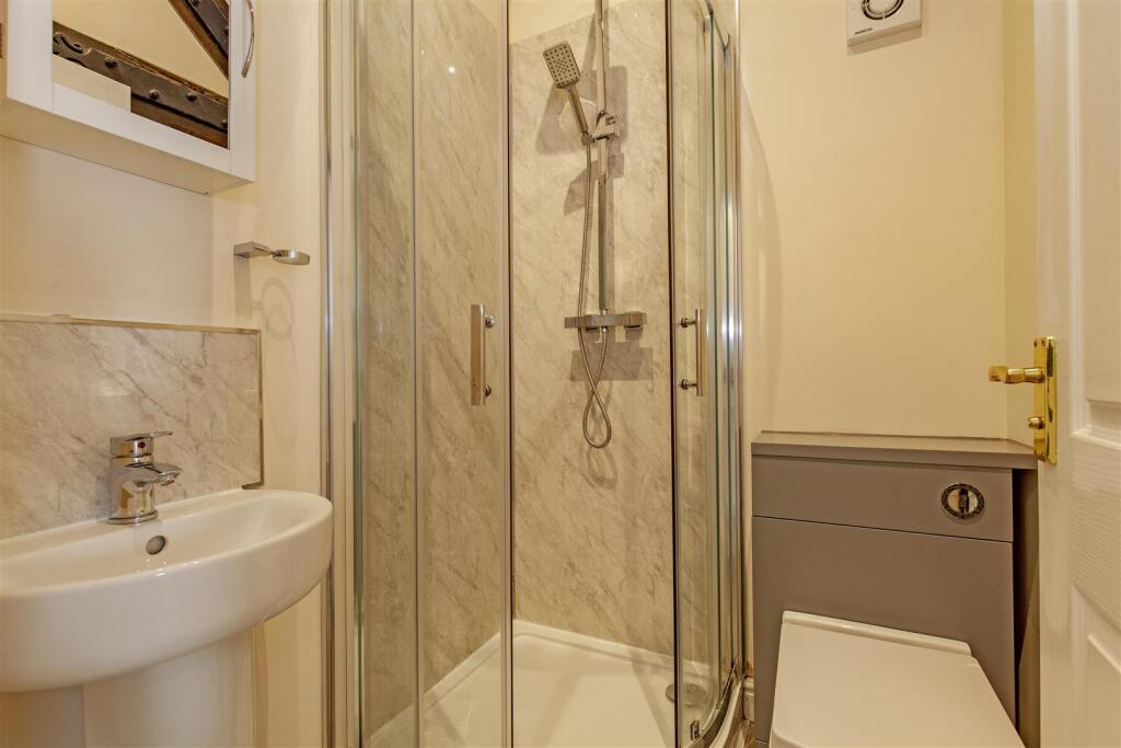 En Suite-1.jpg