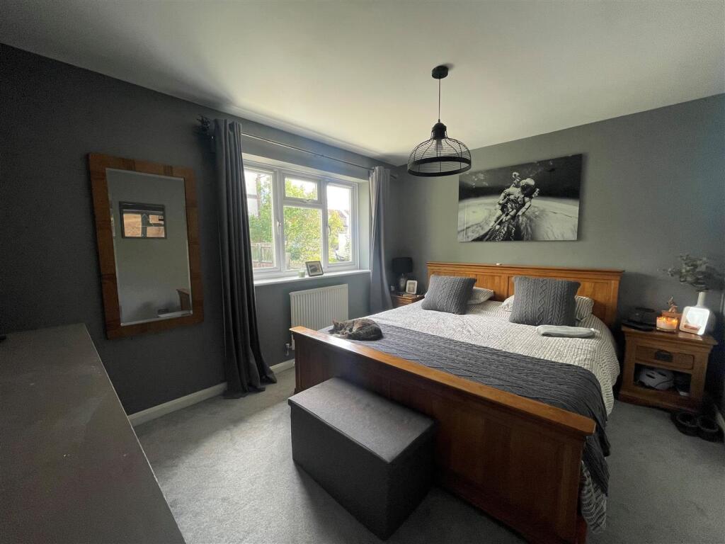 Bedroom One 3.jpg