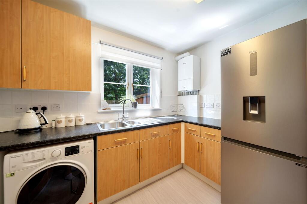 104 Foxhall Rd-34.jpg