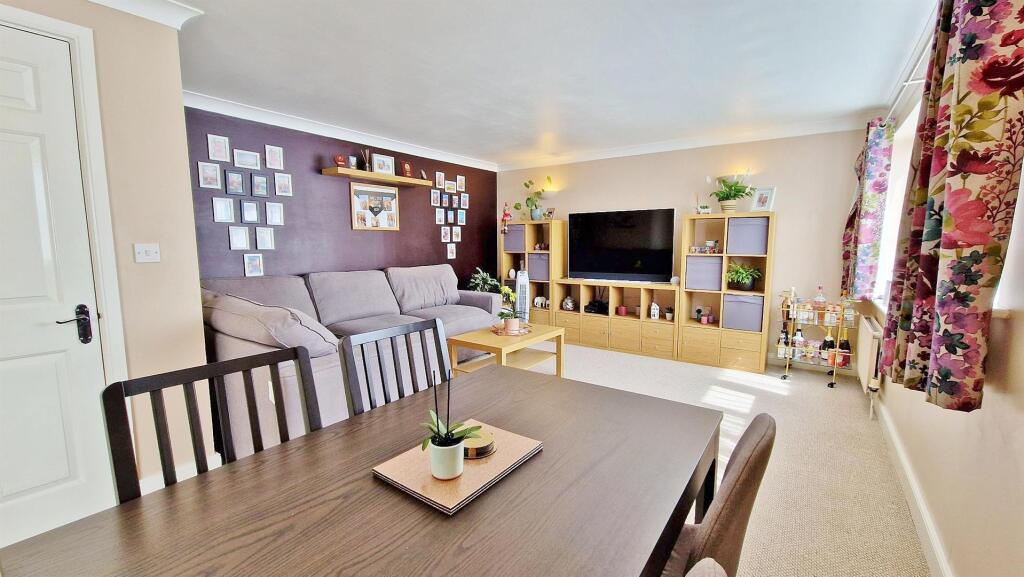 Lounge/Diner