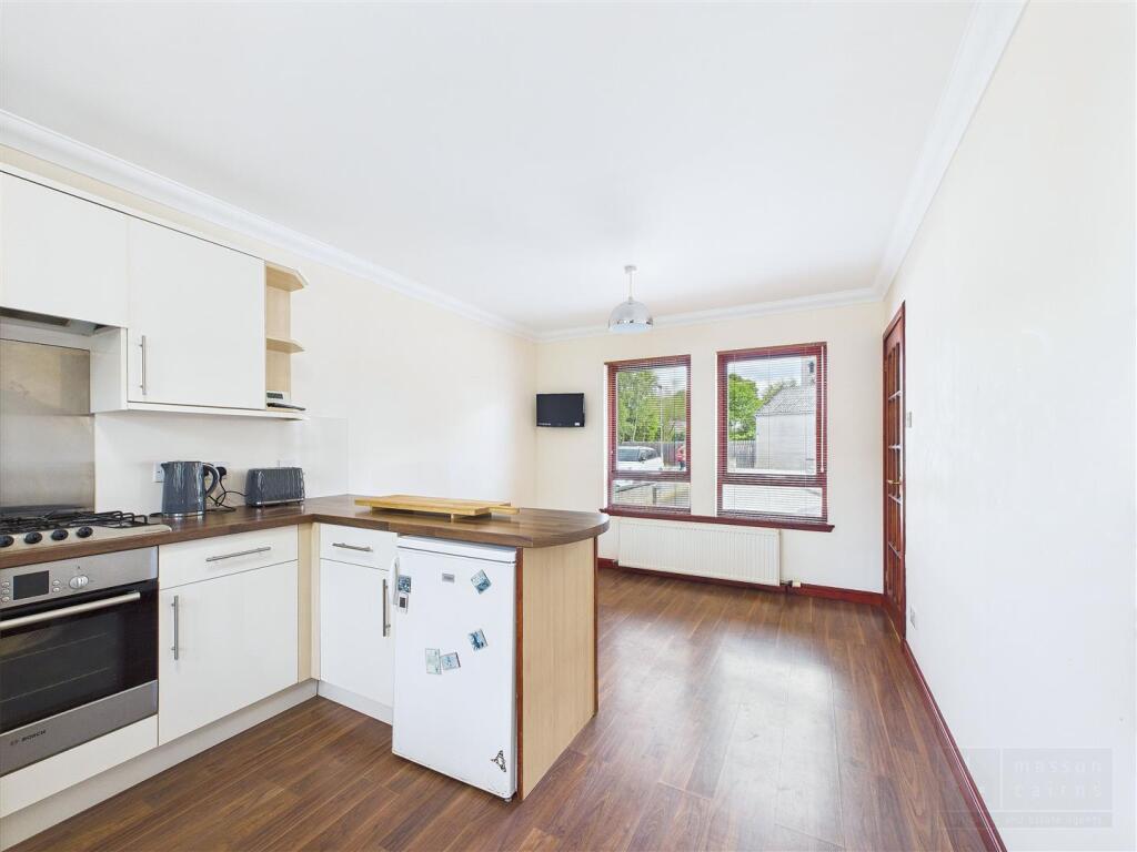 kitchen / dining
