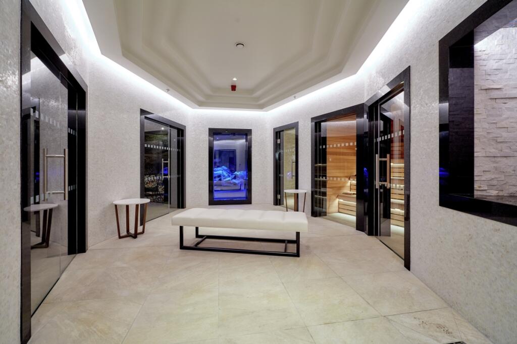 Steam &amp; Sauna area