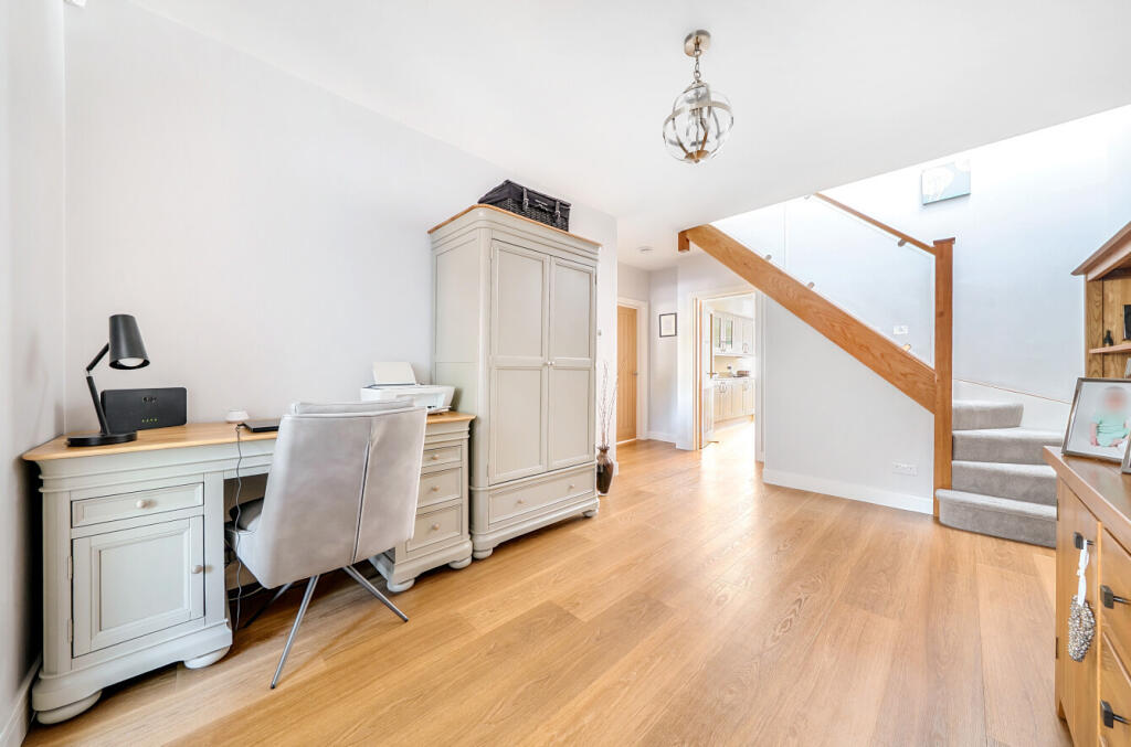 1333318-1-689e0c5...