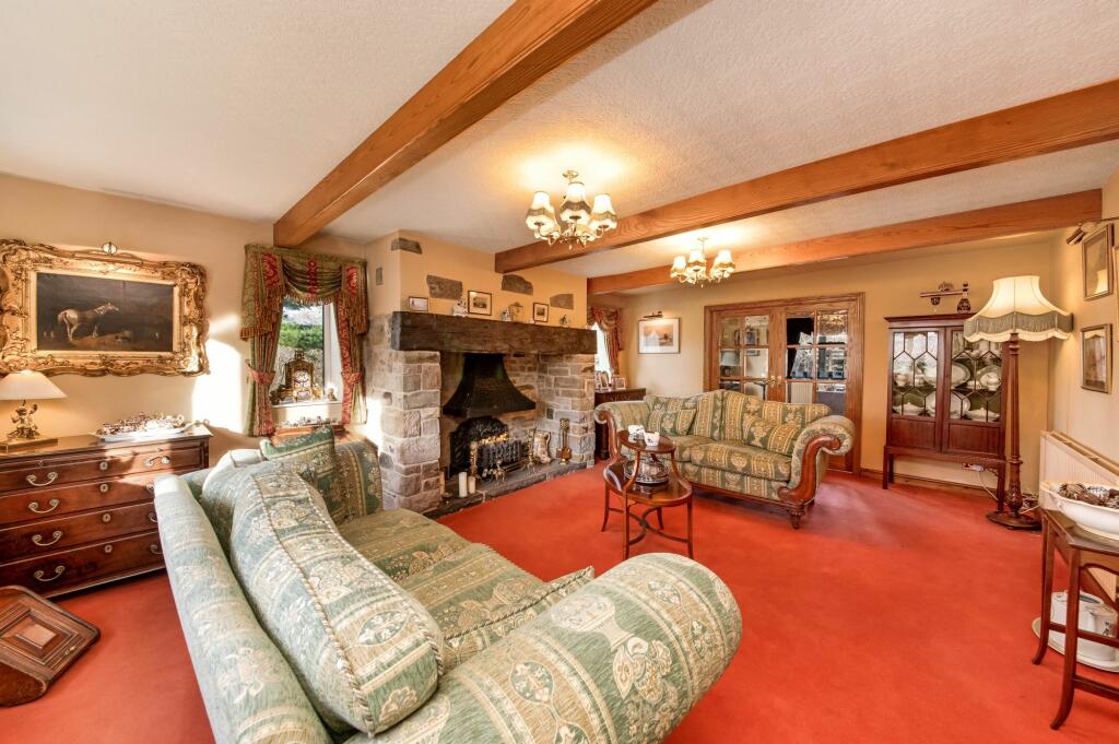 SITTING ROOM