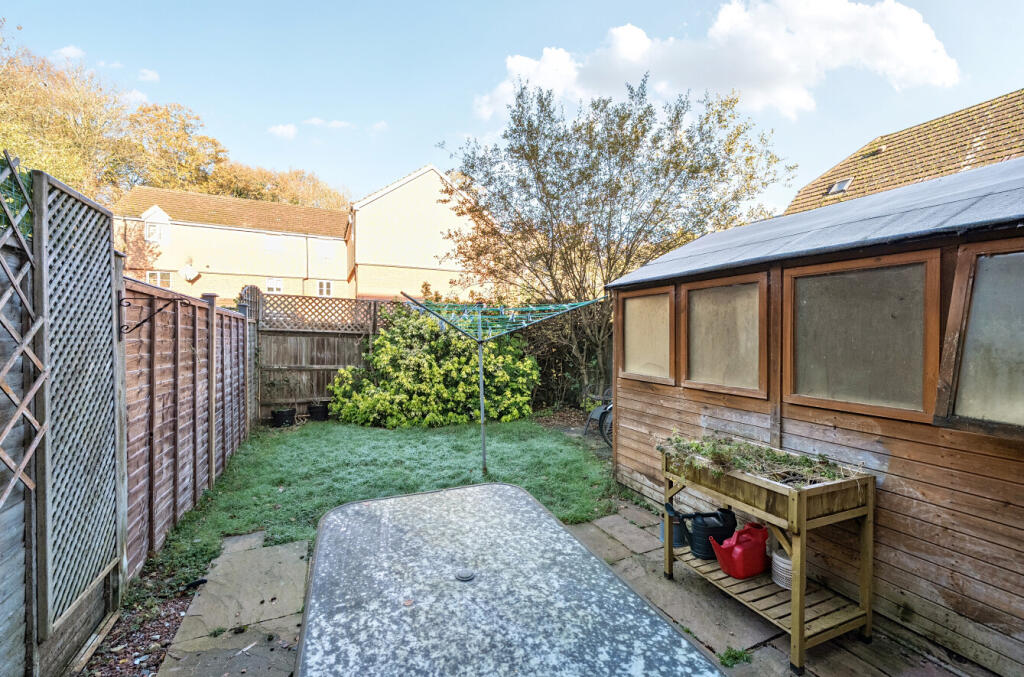 1383763-6-6926d10...