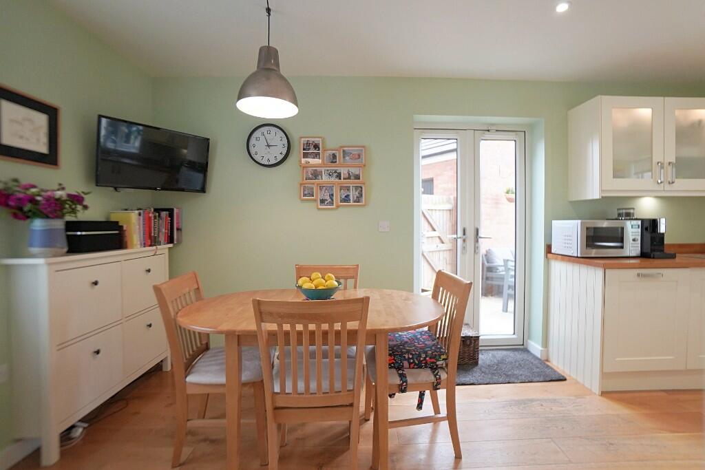 Kitchen breakfast rm