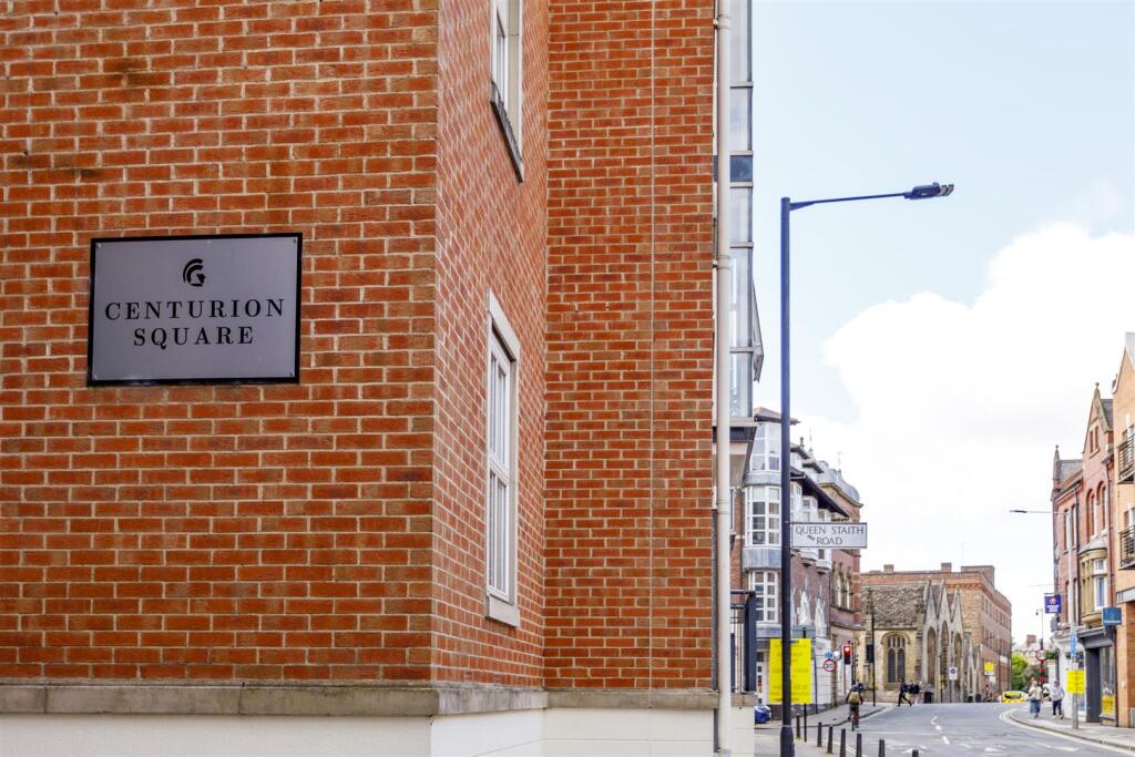 27_Centurion_Square_5.jpg