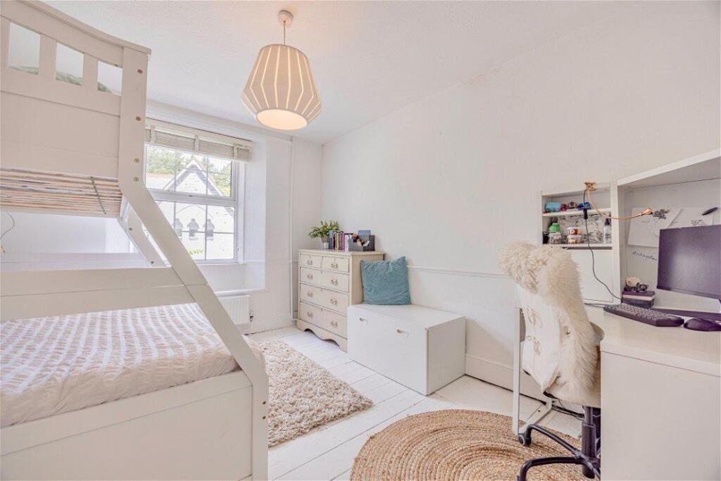Slipway Cottage 11.jpeg